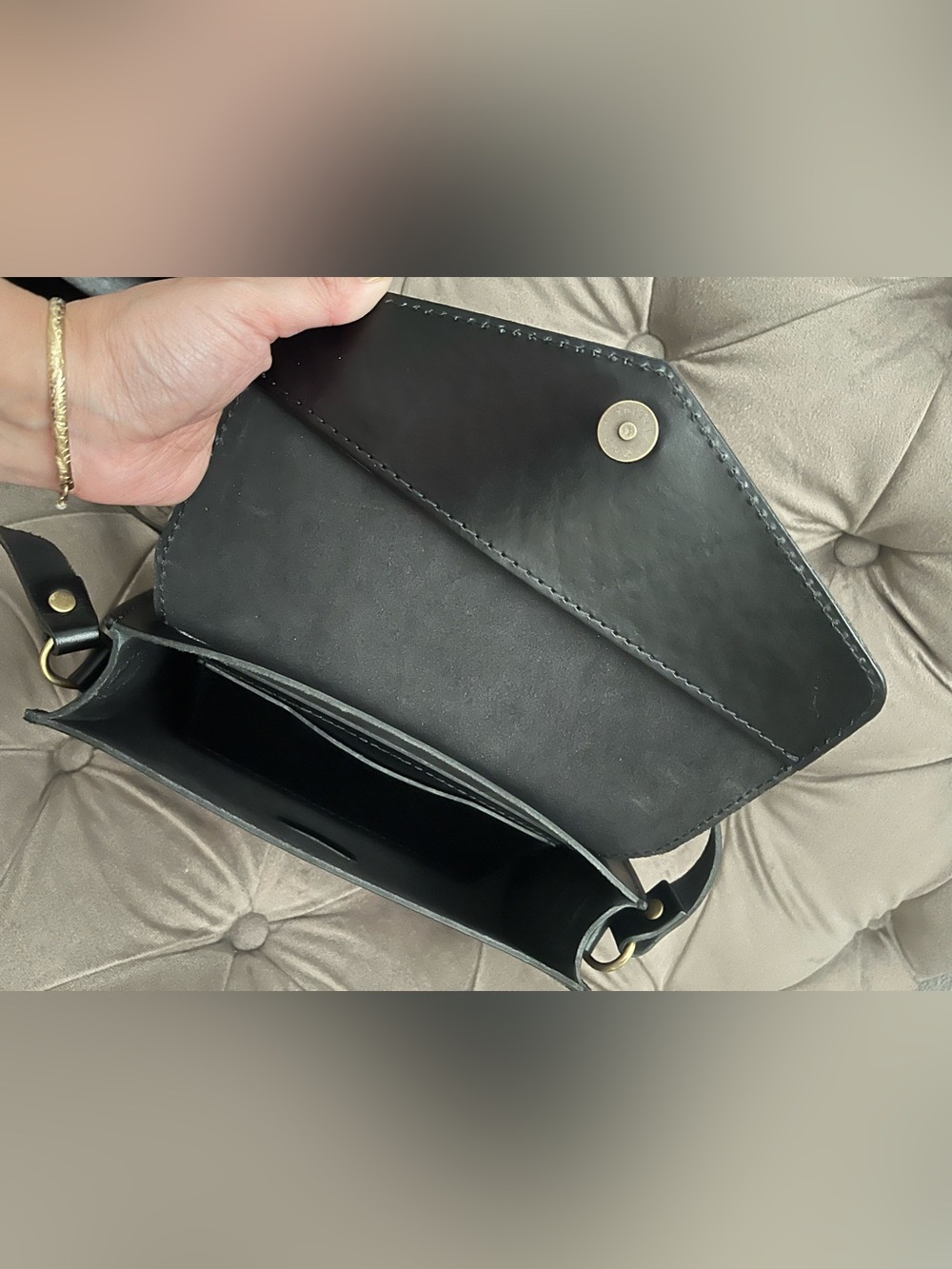 Portland Leather Goods The Astoria - Picture 8 of 9